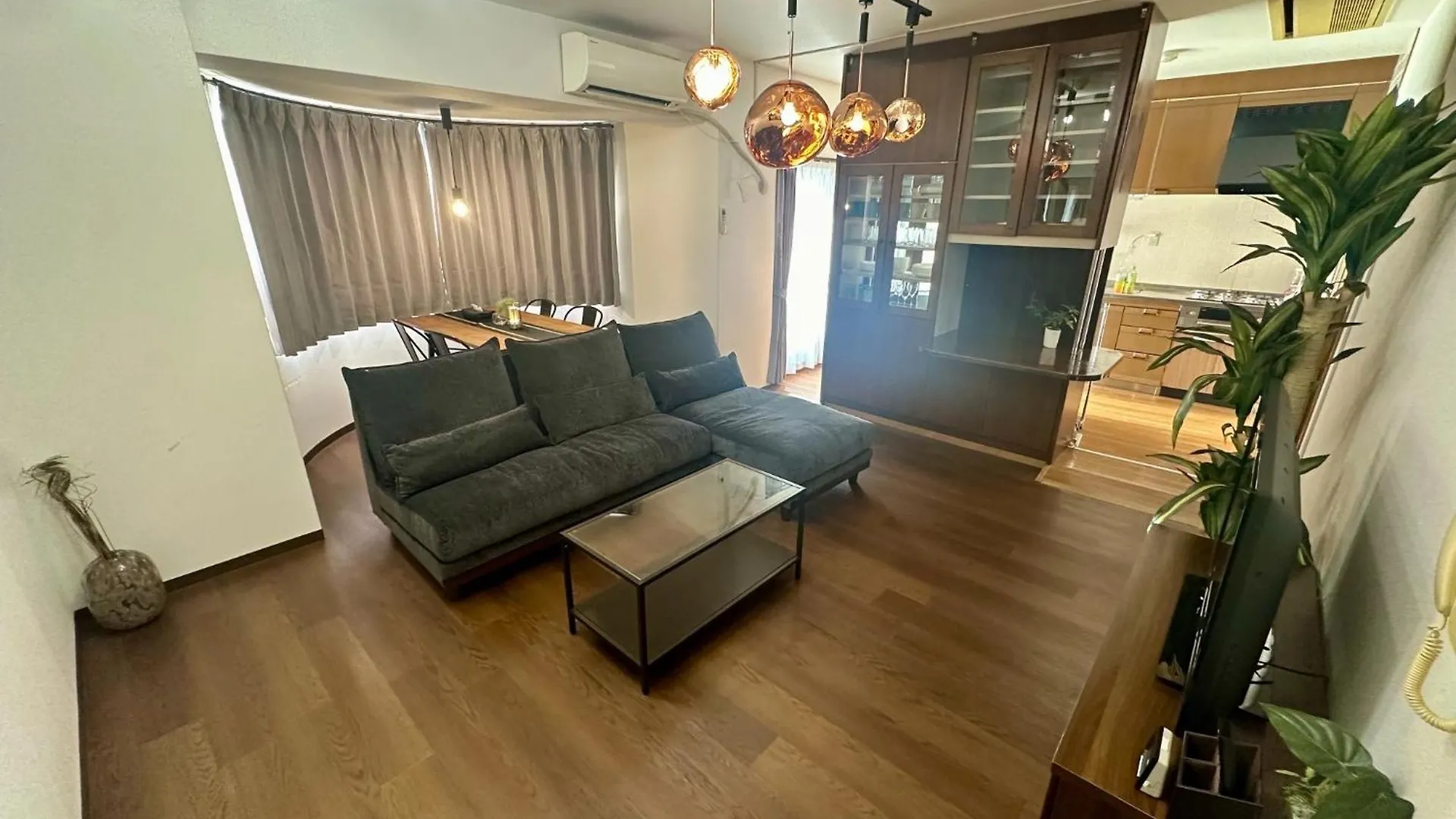 Apartment Pine Look Mansion - Vacation Stay 8087 Osaka